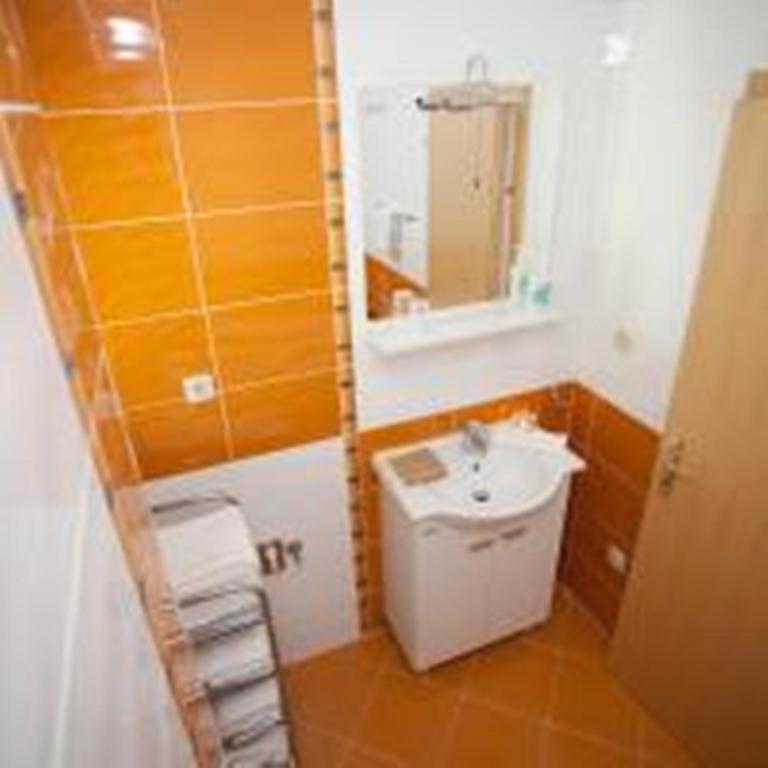 Svjetlana Trogir